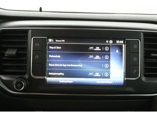 Toyota ProAce 2.0 D-4D 145PK L2H1 | Airco | Cruise | Carplay | 3 Zits | Parkeersens. ActivLease financial lease