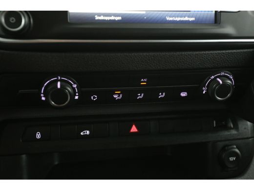 Toyota ProAce 2.0 D-4D 145PK L2H1 | Airco | Cruise | Carplay | 3 Zits | Parkeersens. ActivLease financial lease