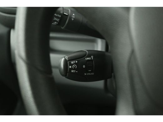 Toyota ProAce 2.0 D-4D 145PK L2H1 | Airco | Cruise | Carplay | 3 Zits | Parkeersens. ActivLease financial lease