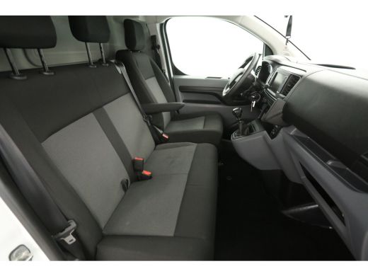 Toyota ProAce 2.0 D-4D 145PK L2H1 | Airco | Cruise | Carplay | 3 Zits | Parkeersens. ActivLease financial lease