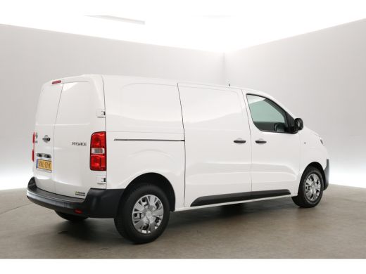 Toyota ProAce 2.0 D-4D 145PK L2H1 | Airco | Cruise | Carplay | 3 Zits | Parkeersens. ActivLease financial lease