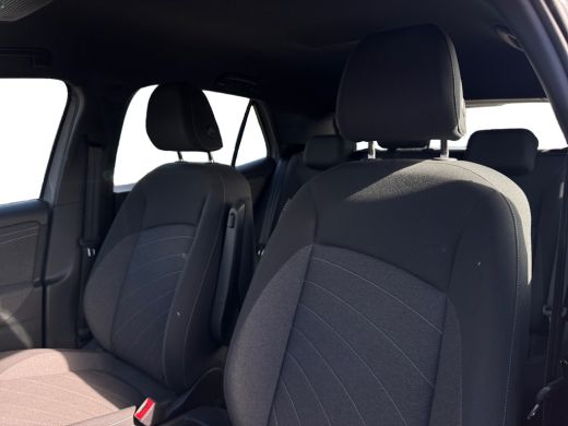 Volkswagen ID.3 Pro Business 58 kWh 204pk 'App-Connect' draadloos | Parkeersensoren voor en achter | Adaptive Cru... ActivLease financial lease