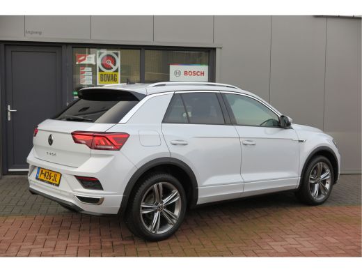 Volkswagen T-Roc 1.5 TSI 150pk DSG Sport Business R-Line Keyless, LED,Camera, Virtual cockpit,Navigatie, Stoelverw... ActivLease financial lease