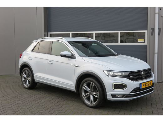 Volkswagen T-Roc 1.5 TSI 150pk DSG Sport Business R-Line Keyless, LED,Camera, Virtual cockpit,Navigatie, Stoelverw... ActivLease financial lease