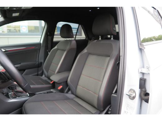 Volkswagen T-Roc 1.5 TSI 150pk DSG Sport Business R-Line Keyless, LED,Camera, Virtual cockpit,Navigatie, Stoelverw... ActivLease financial lease