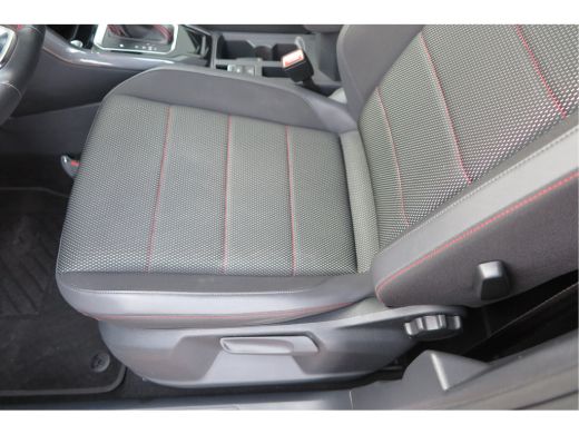 Volkswagen T-Roc 1.5 TSI 150pk DSG Sport Business R-Line Keyless, LED,Camera, Virtual cockpit,Navigatie, Stoelverw... ActivLease financial lease