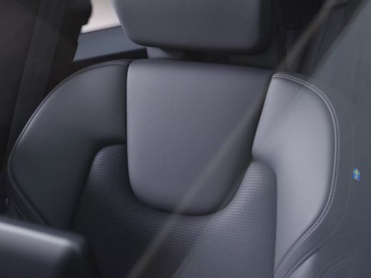 Volvo  XC60 2.0 T8 Plug-in hybrid AWD Ultra Dark Exec. Ed. | Achterbank verwarmd | Bowers & Wilkins audiosyst... ActivLease financial lease