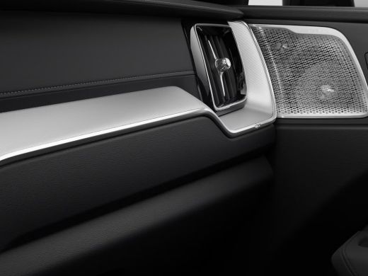 Volvo  XC60 2.0 T8 Plug-in hybrid AWD Ultra Dark Exec. Ed. | Achterbank verwarmd | Bowers & Wilkins audiosyst... ActivLease financial lease