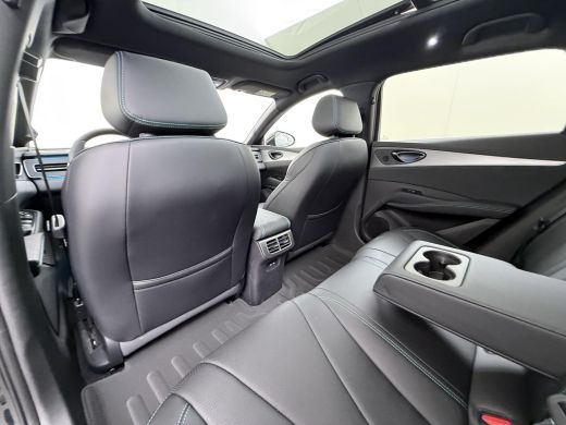 BYD SEAL 1.5 DM-i Comfort VAN: 39.900,- VOOR: 35.800,- UW HERFST VOORDEEL: 4.100,- | NIEUWE AUTO! | 135KM ... ActivLease financial lease