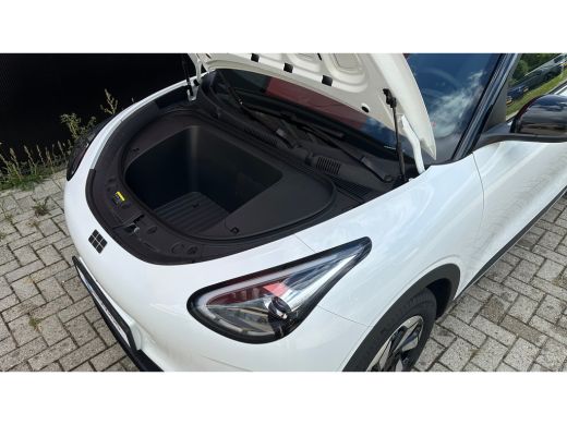 Geely E2 Ultra | 360&deg; Camera | Parkeersensoren Voor en Achter | Apple Carplay / Android Auto | Elektrische... ActivLease financial lease