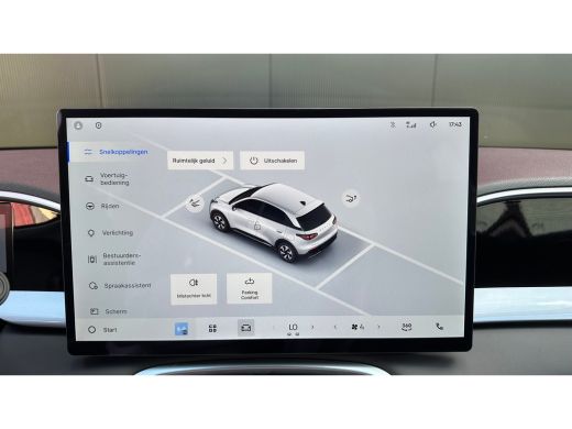 Geely E2 Ultra | 360&deg; Camera | Parkeersensoren Voor en Achter | Apple Carplay / Android Auto | Elektrische... ActivLease financial lease