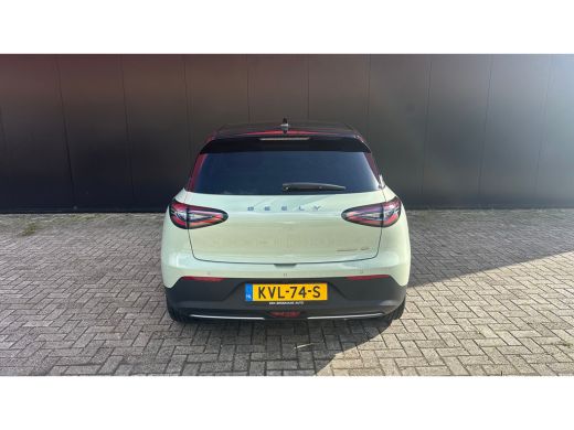 Geely E2 Ultra | 360&deg; Camera | Parkeersensoren Voor en Achter | Apple Carplay / Android Auto | Elektrische... ActivLease financial lease
