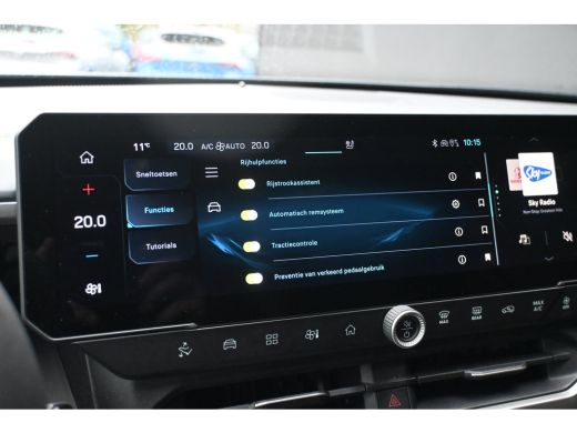 Jeep Compass First Edition 74 kWh Tot 8 Jaar Garantie! | Premium + Convience Pack | Schuif-/Kanteldak | Warmte... ActivLease financial lease
