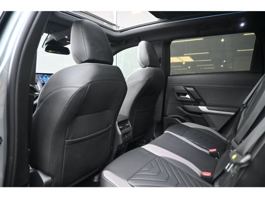 Jeep Compass First Edition 74 kWh Tot 8 Jaar Garantie! | Premium + Convience Pack | Schuif-/Kanteldak | Warmte... ActivLease financial lease