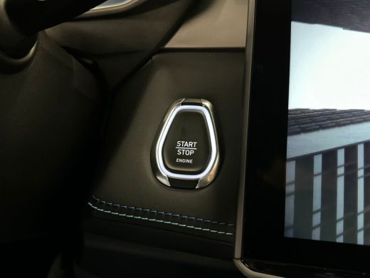 Lynk & Co 01 1.5 | 360 Camera | Stuur+Stoelverwarming | Panoramadak | Apple Carplay\Android Auto | ActivLease financial lease