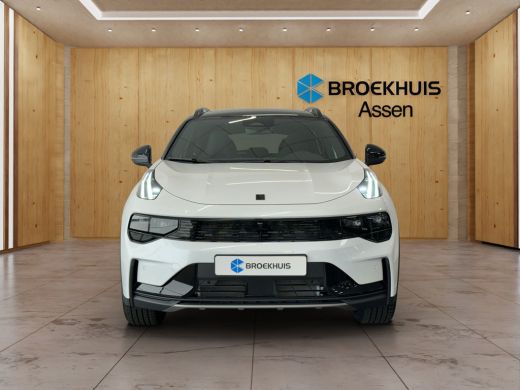 Lynk & Co 01 More | Panoramadak | 360 camera | Stoel + Stuurverwarming |Adaptieve cruise control | BLIS | ActivLease financial lease