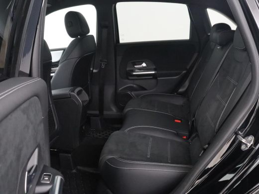 Mercedes-Benz B-Klasse | SOH 98.6% | Leder/Alcantara | Camera | AMG-Line | Park assist | Cruise control | Navigatie | Ca... ActivLease financial lease