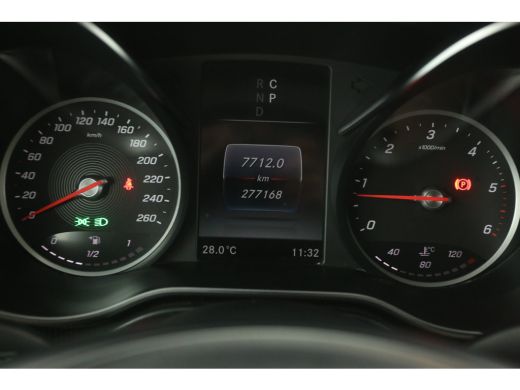 Mercedes-Benz V-Klasse 220d 4-MATIC Lang 164PK | Automaat | Dubbele Cabine | Clima | Cruise | Camera | Navi | Trekhaak |... ActivLease financial lease