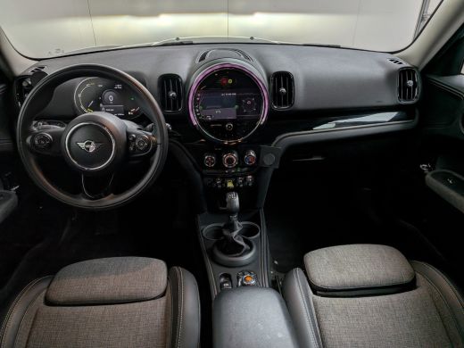 Mini Countryman 2.0 Cooper S E ALL4 l Navigatie l Parkeersensoren l Apple Car PLay / Android l Sportstuur l Digit... ActivLease financial lease