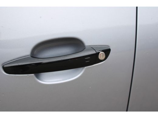 Opel Combo 1.5 130 PK Carplay / 16" LMV / Camera / Navigatie |  10'' HD Radio NAV & DAB+ incl. Apple Carplay... ActivLease financial lease