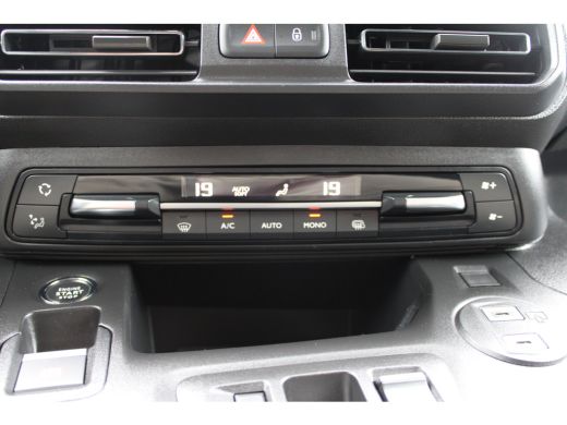 Opel Combo 1.5 130 PK Carplay / 16" LMV / Camera / Navigatie |  10'' HD Radio NAV & DAB+ incl. Apple Carplay... ActivLease financial lease