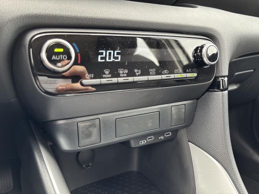 Toyota Yaris 1.5 Hybrid 115 Active | Carplay/AndroidAuto | Achteruitrij camera | Lichtmetalen velgen | ActivLease financial lease