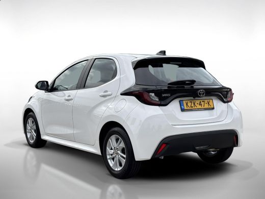 Toyota Yaris 1.5 Hybrid 115 Active | Carplay/AndroidAuto | Achteruitrij camera | Lichtmetalen velgen | ActivLease financial lease
