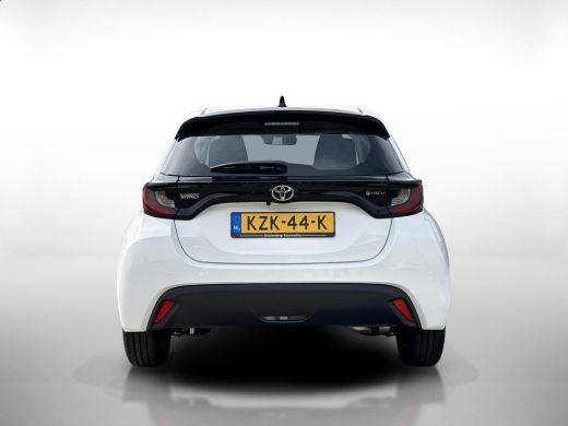 Toyota Yaris 1.5 Hybrid 115 Comfort | AppleCarplay / AndroidAuto | Achteruitrij camera | Airco | ActivLease financial lease