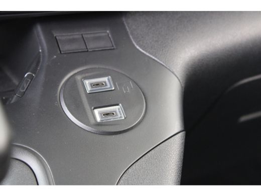 Fiat Dobl&ograve; 1.5D 100pk L1 650kg | Navigatie | Draadloos telefoon opladen | Achteruitrijcamera | Dode-hoekdete... ActivLease financial lease