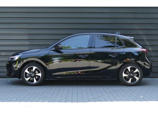 Opel Corsa-e EV LONG RANGE 156PK 51KWH GS AUTOMAAT / CAMERA / STOEL-STUURVERWARMING / 8 JAAR GARANTIE / KEYLES... ActivLease financial lease