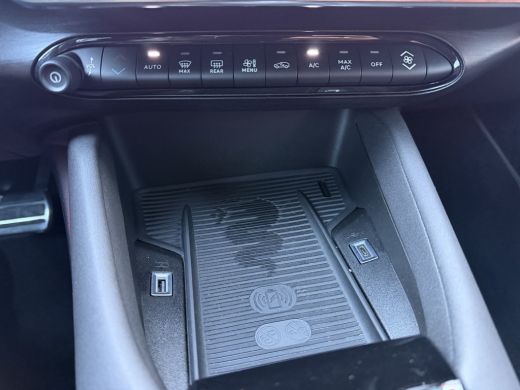 Alfa Romeo Junior 1.2 Turbo Hybrid Ibrida Speciale (Elektrische Klep - LED - Keyless Entry - Parkeersensoren V+A - ... ActivLease financial lease