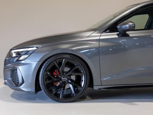 Audi A3 Sportback 35 TFSI S-Line edition / 150pk / NAP / Panorama dak / Adaptieve cruise control / ActivLease financial lease