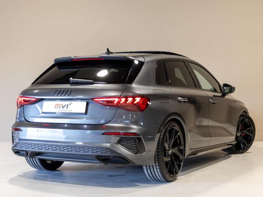 Audi A3 Sportback 35 TFSI S-Line edition / 150pk / NAP / Panorama dak / Adaptieve cruise control / ActivLease financial lease