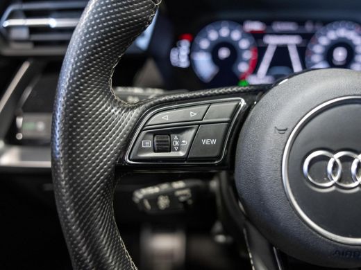 Audi A3 Sportback 35 TFSI S-Line edition / 150pk / NAP / Panorama dak / Adaptieve cruise control / ActivLease financial lease