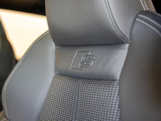 Audi A3 Sportback 35 TFSI S-Line edition / 150pk / NAP / Panorama dak / Adaptieve cruise control / ActivLease financial lease