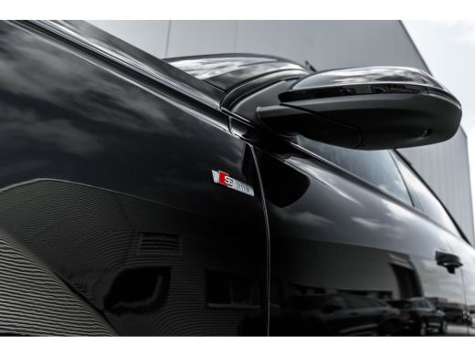 Audi Q8 55 TFSI e 290 kW / 394 pk tiptronic quattro Pro Line S | Adaptive air suspension sport | Adaptive... ActivLease financial lease