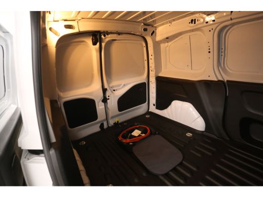 Opel Combo-e 50 kWh 136PK | Snelladen | SOH 98% | 3 Zits | Airco | Camera | Carplay | Cruise | Navi | Parkeers... ActivLease financial lease