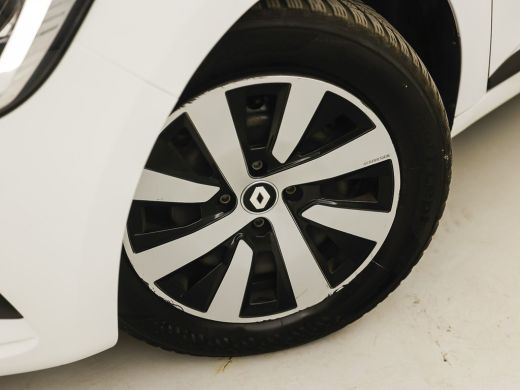 Renault Clio 1.0 TCe 90 Equilibre (APPLE CARPLAY, GROOT NAVI, CRUISE, SPORTSTOELEN, LANE ASSIST, NIEUWE APK, N... ActivLease financial lease