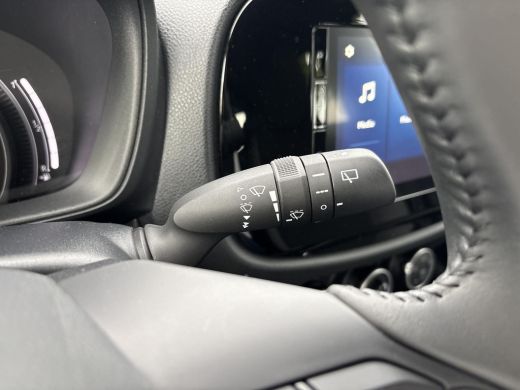 Toyota Aygo X 1.0 VVT-i MT Play **ADAPTIEF CRUISE CONTROL/ APPLE CARPLAY/ PARKEERCAMERA** ActivLease financial lease