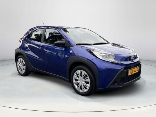 Toyota Aygo X 1.0 VVT-i MT Play **ADAPTIEF CRUISE CONTROL/ APPLE CARPLAY/ PARKEERCAMERA** ActivLease financial lease