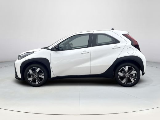 Toyota Aygo X Hybrid 115 play Go Pack ActivLease financial lease