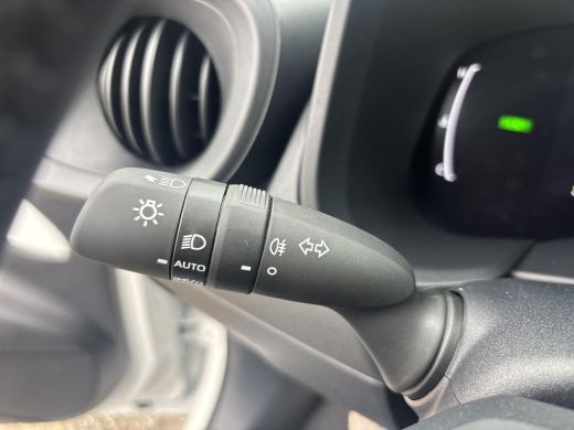 Toyota Aygo X Hybrid 115 play Go Pack ActivLease financial lease