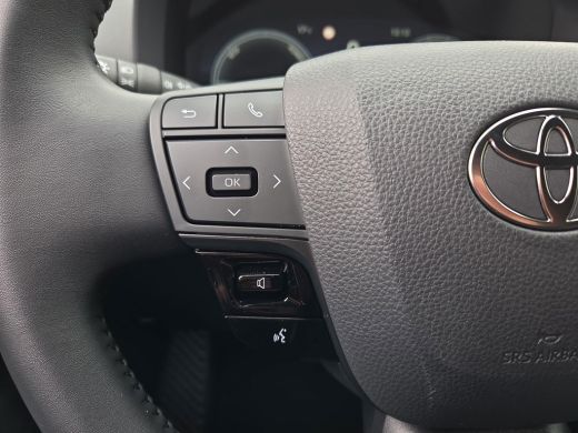 Toyota C-HR 1.8 Hybrid 140 Dynamic | Apple CarPlay | All Season banden | Rijklaar incl. garantie | ActivLease financial lease