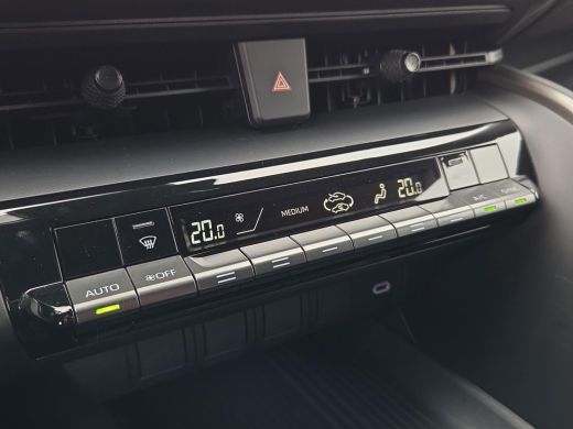 Toyota C-HR 1.8 Hybrid 140 Dynamic | Apple CarPlay | All Season banden | Rijklaar incl. garantie | ActivLease financial lease