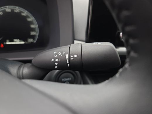 Toyota C-HR 1.8 Hybrid 140 Dynamic | Apple CarPlay | All Season banden | Rijklaar incl. garantie | ActivLease financial lease