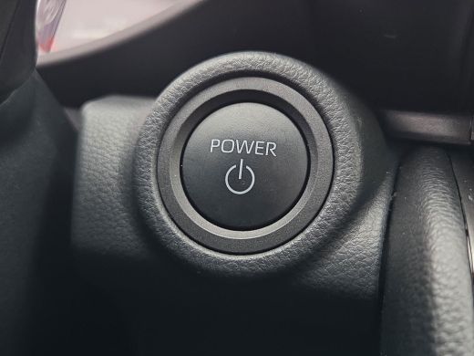 Toyota C-HR 1.8 Hybrid 140 Dynamic | Apple CarPlay | All Season banden | Rijklaar incl. garantie | ActivLease financial lease