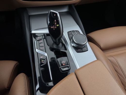 BMW 5 Serie Touring 530e Business Edition Plus (Plug-in) (INCL-BTW) *LEATHER | FULL-LED | MEMORY-PACK | HEATE... ActivLease financial lease