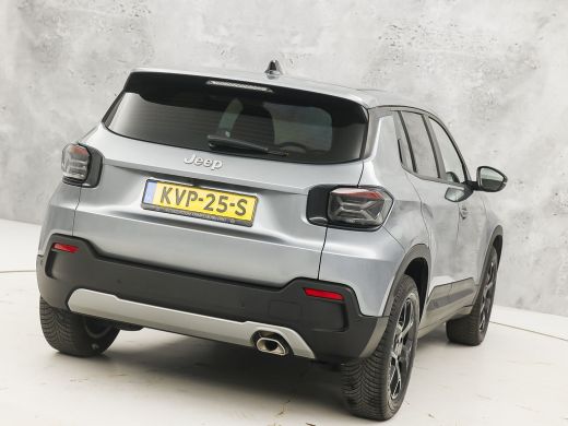 Jeep Avenger 1.2 Altitude Sports (VIRTUAL COCKPIT, APPLE CARPLAY, GROOT NAVI, 360 CAMERA, SPORTSTOELEN, ADAPTI... ActivLease financial lease