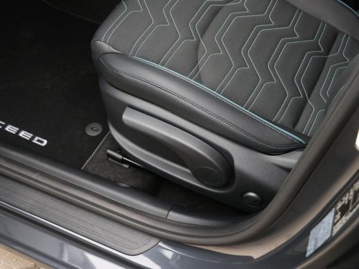 Kia Ceed 1.0 T-GDi MHEV Design Edition I Automaat I Direct leverbaar ActivLease financial lease
