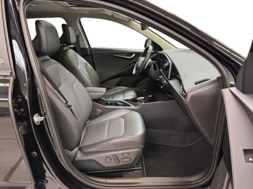 Kia Niro 1.6 GDi PHEV ExecutiveLine I Schuifdak I Leder I Memory I Camera I Navi I Elek. Stoelen ActivLease financial lease